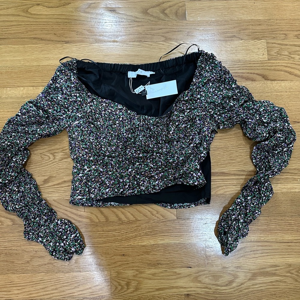 NWT ASTR Livie floral crop top